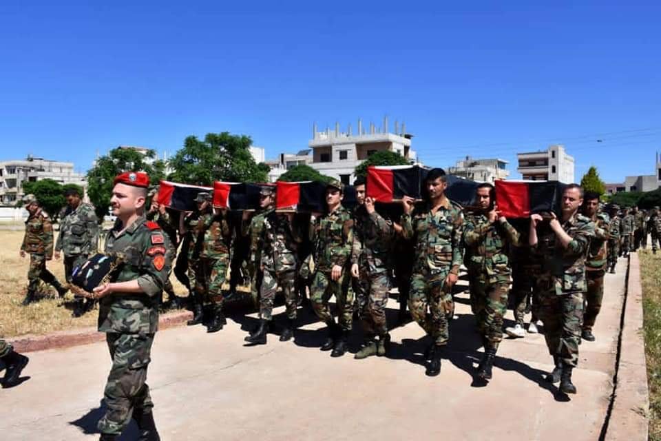 دام برس : حمص تشيّع 20 شهيداً مجهولي الهوية إلى مثواهم الأخير